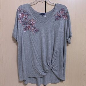 DEMOCRACY Women's XL Gray Embroidered Floral Twist Hem V-Neck T-Shirt Top